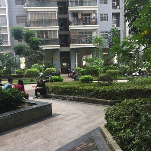 华庭名居
