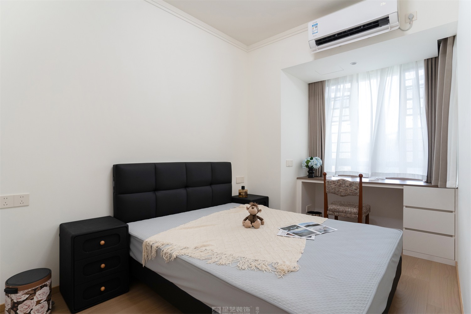 东方尊府118平中古风卧室装修完工实景图