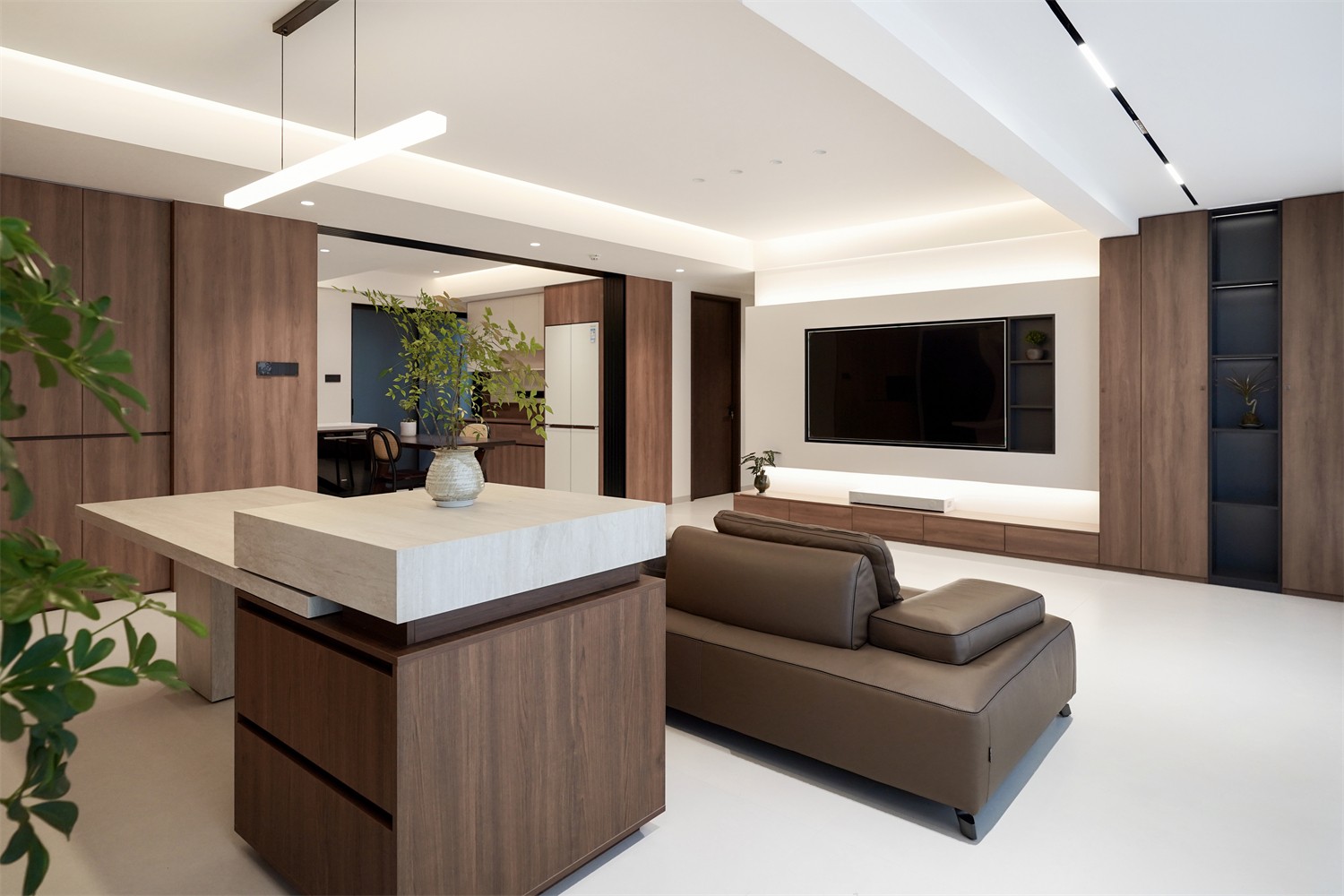 北投溪境119平中古风客厅装修完工实景图