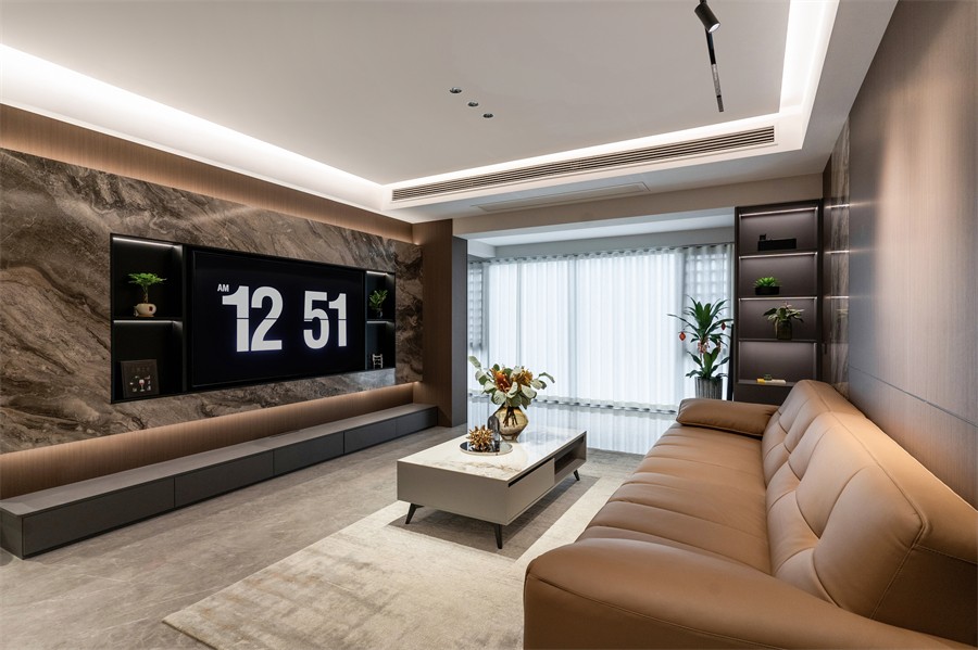 东方尊府117平现代风格客厅装修完工实景图