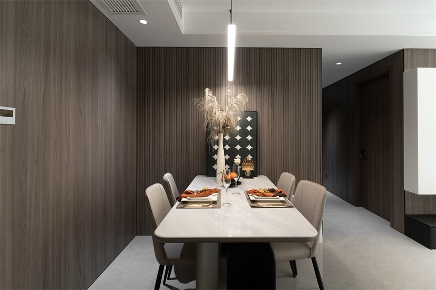 锦官府100平餐厅装修完工实景图